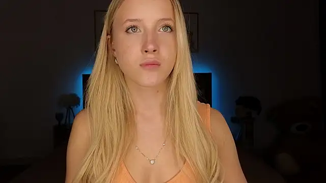 adele armass online show from March 27, 8:19 pm