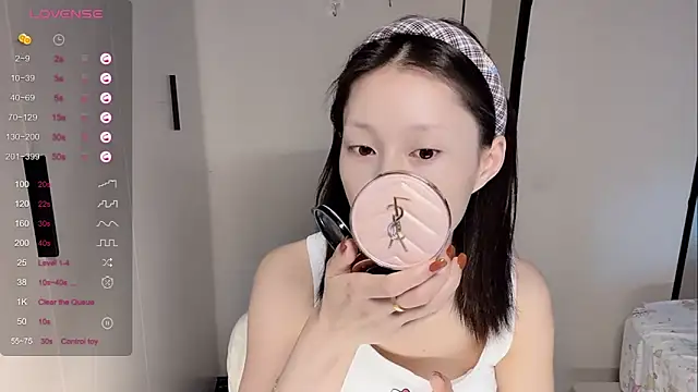 yuyu-33 online show from November 16, 1:00 am