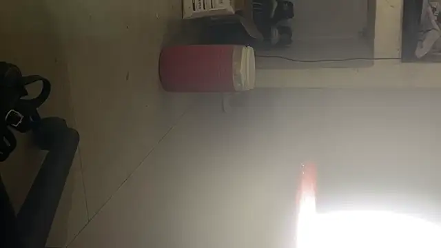 CoupleHotLatinBigAss online show from January 17, 4:17 am