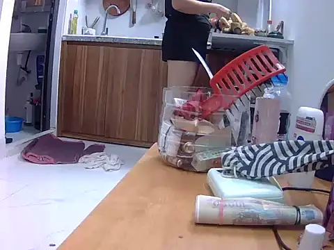 Snapshot of Drizzle-Rian chatting on November 19, 3:28 am Drizzle-Rian online show from November 19, 3:28 am