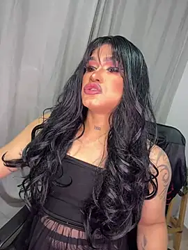 Snapshot of melani_ferraraa_ chatting on July 12, 2:35 am melani ferraraa online show from July 12, 2:35 am