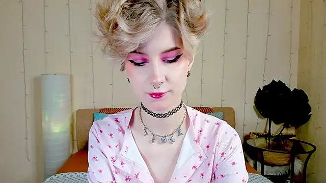 Snapshot of Angel_Julles chatting on November 1, 1:07 am Angel Julles online show from November 1, 1:07 am