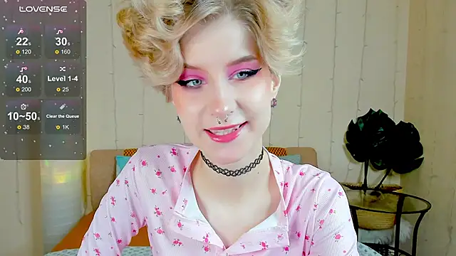 Snapshot of Angel_Julles chatting on November 2, 1:08 am Angel Julles online show from November 2, 1:08 am