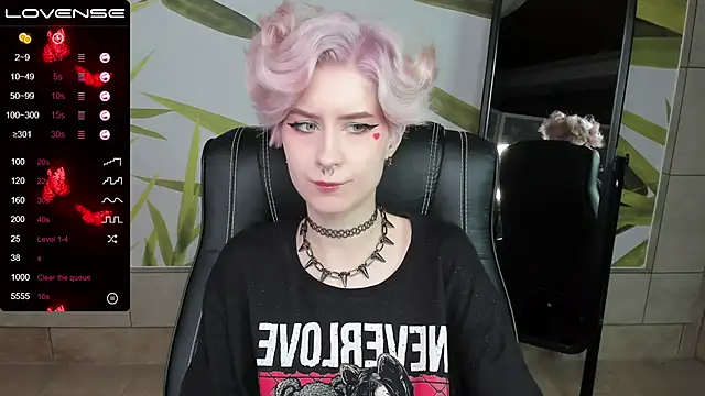 Snapshot of Angel_Julles chatting on November 23, 2:39 pm Angel Julles online show from November 23, 2:39 pm