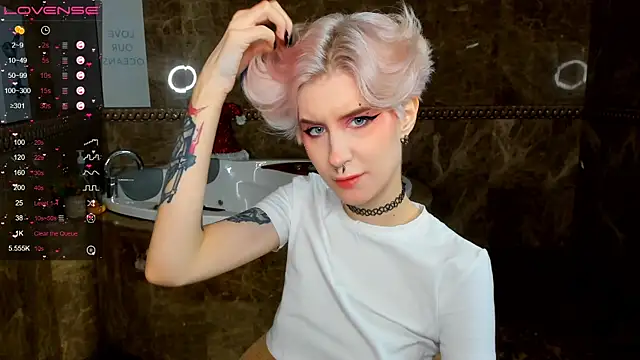 Angel Julles online show from December 19, 1:01 am