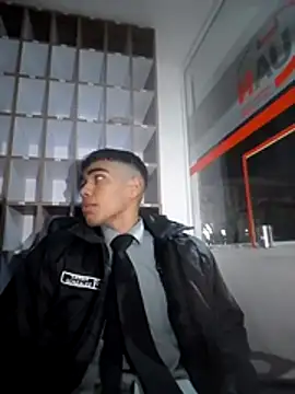 sweet dirty boy online show from November 7, 7:30 am