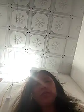 Snapshot of Elina_99 chatting on June 3, 2:47 am Elina 99 online show from June 3, 2:47 am