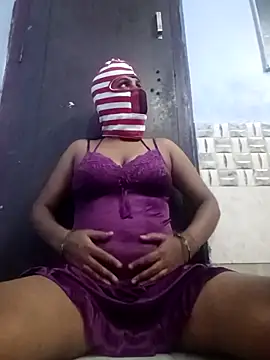 LavishFriction7 online show from November 10, 5:45 pm