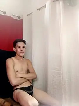 Snapshot of Hot-babyyboy30 chatting on November 25, 2:33 am Hot-babyyboy30 online show from November 25, 2:33 am