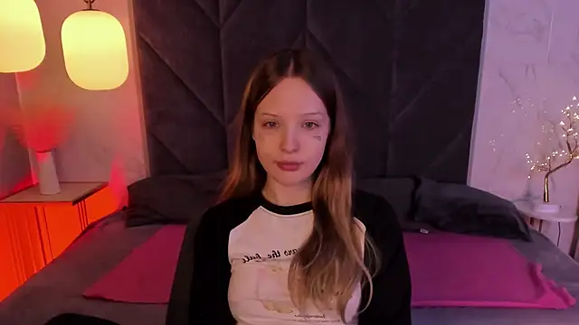 Snapshot of Iris_Fresh chatting on December 5, 8:49 pm Iris Fresh online show from December 5, 8:49 pm