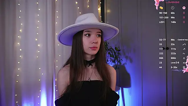 tinyanie online show from February 13, 6:20 am