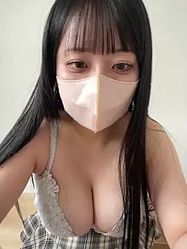 Snapshot of emiri_da_nyan chatting on June 16, 3:09 am emiri da nyan online show from June 16, 3:09 am