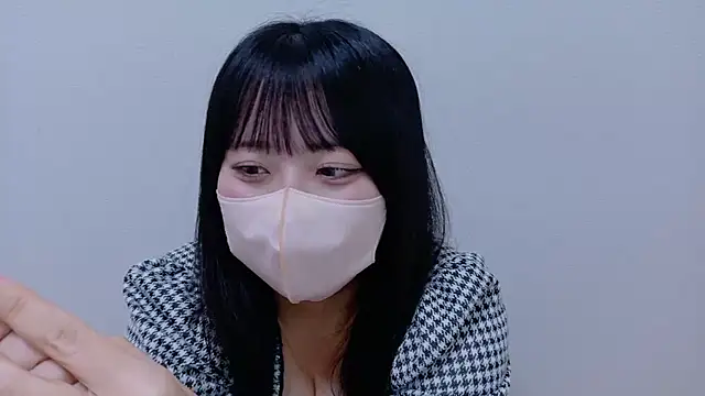 Snapshot of emiri_da_nyan chatting on July 13, 1:14 pm emiri da nyan online show from July 13, 1:14 pm