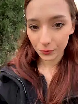 Snapshot of LilluKatten chatting on November 13, 12:37 pm LilluKatten online show from November 13, 12:37 pm