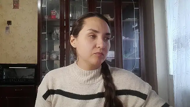 Snapshot of VoulezVous_Angel chatting on February 2, 7:40 am VoulezVous Angel online show from February 2, 7:40 am