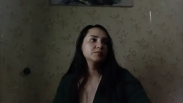 Snapshot of VoulezVous_Angel chatting on February 24, 4:21 am VoulezVous Angel online show from February 24, 4:21 am