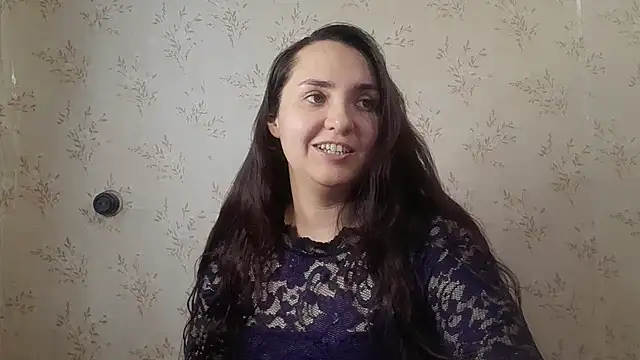 Snapshot of VoulezVous_Angel chatting on March 2, 8:32 am VoulezVous Angel online show from March 2, 8:32 am