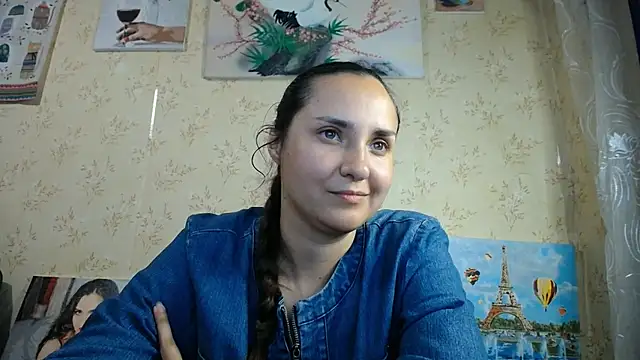 Snapshot of VoulezVous_Angel chatting on May 30, 5:10 pm VoulezVous Angel online show from May 30, 5:10 pm