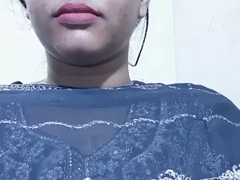 Snapshot of Nancy_queen001 chatting on November 5, 10:04 am Nancy queen001 online show from November 5, 10:04 am