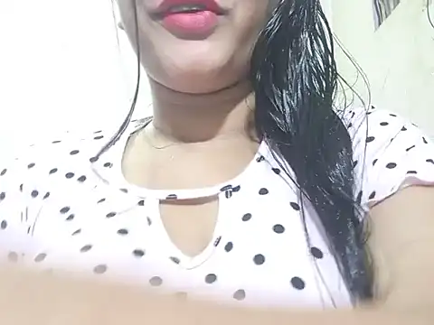 Snapshot of Nancy_queen001 chatting on November 11, 3:01 pm Nancy queen001 online show from November 11, 3:01 pm