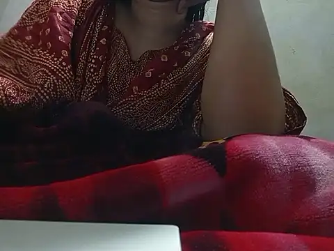 Snapshot of Nancy_queen001 chatting on November 19, 11:10 am Nancy queen001 online show from November 19, 11:10 am