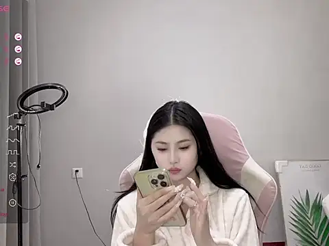 Snapshot of paopao-1314 chatting on November 5, 12:27 pm paopao-1314 online show from November 5, 12:27 pm