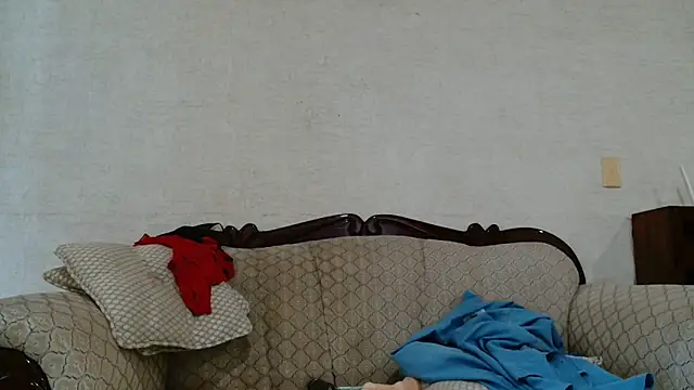 Snapshot of Kia_mx chatting on December 15, 10:15 pm Kia mx online show from December 15, 10:15 pm