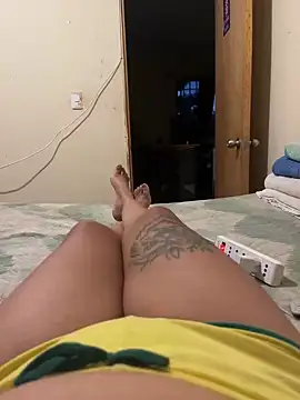 gatitaamelosa online show from March 21, 11:30 pm