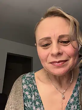 ToriLove777 online show from December 19, 6:42 am