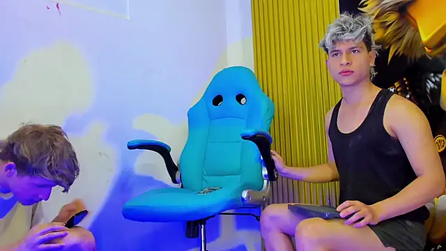 Snapshot of Hot_guys_sex3_ chatting on November 2, 1:57 pm Hot guys sex3  online show from November 2, 1:57 pm