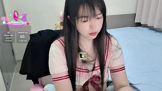 Snapshot of Dialog_Mu chatting on November 7, 12:32 am Dialog Mu online show from November 7, 12:32 am