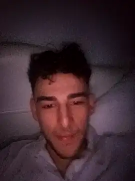 Snapshot of yasinesra757_ chatting on December 16, 2:33 pm yasinesra757 online show from December 16, 2:33 pm