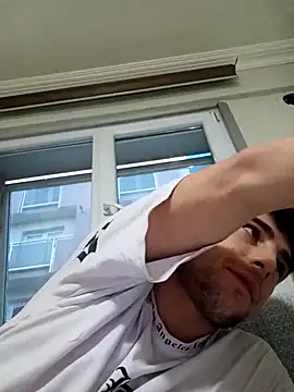 yasinesra757  online show from April 6, 4:30 pm