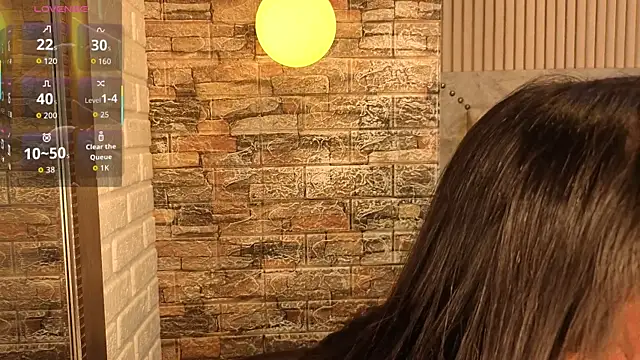 amarahanks1 online show from January 14, 12:27 am