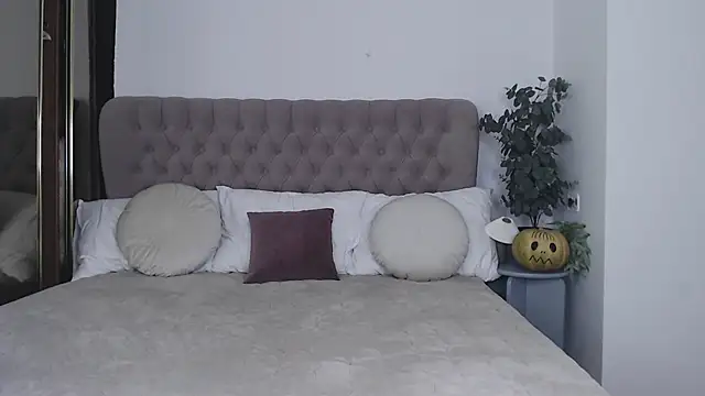 Snapshot of Sandra_angel_ chatting on November 9, 9:24 pm Sandra angel online show from November 9, 9:24 pm