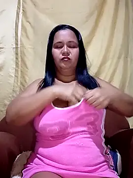 Snapshot of meliza87 chatting on November 27, 12:24 am meliza87 online show from November 27, 12:24 am