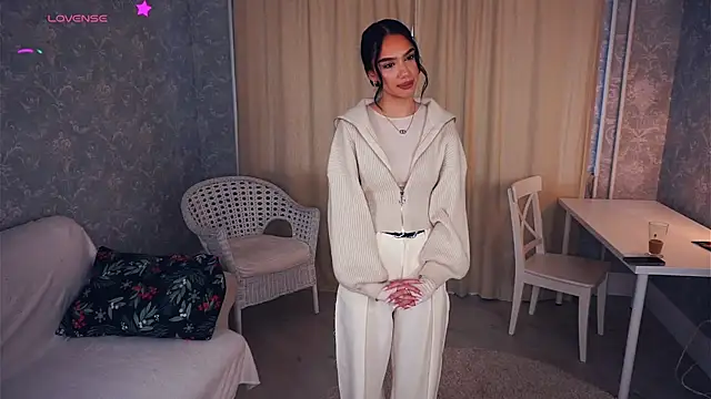 Snapshot of HyeTysarczyk chatting on November 5, 7:30 am HyeTysarczyk online show from November 5, 7:30 am