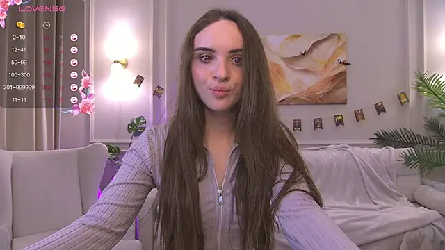 AlineFisher  online show from November 6, 1:56 pm