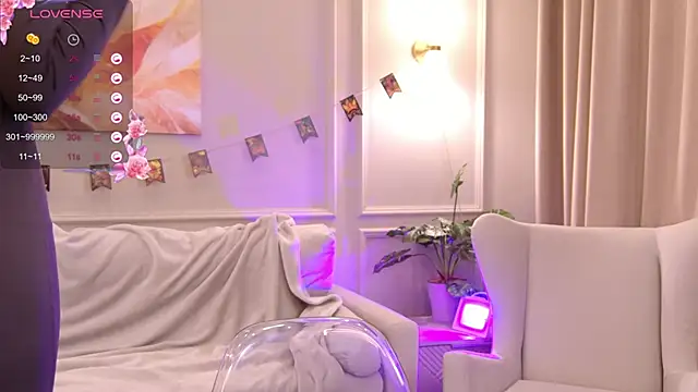 AlineFisher  online show from November 10, 8:35 am