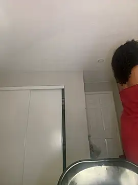 MadameMuse online show from March 24, 11:04 am