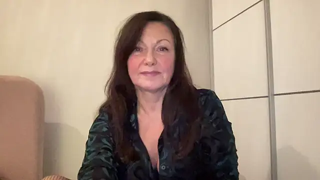 HotLdyllic online show from November 16, 7:52 pm