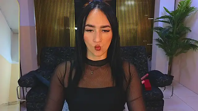 Snapshot of malen_fitnessmilf chatting on February 7, 8:01 pm malen fitnessmilf online show from February 7, 8:01 pm