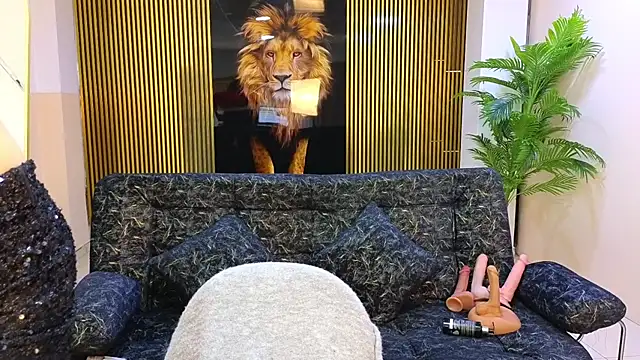 Snapshot of malen_fitnessmilf chatting on March 2, 12:34 pm malen fitnessmilf online show from March 2, 12:34 pm