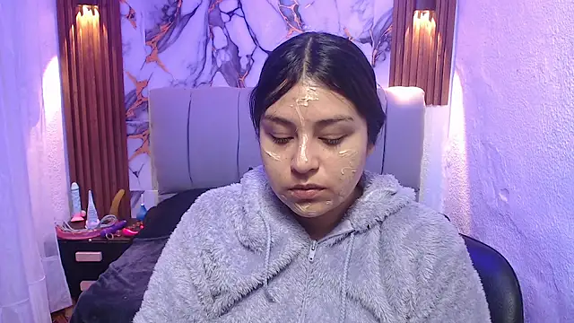 Snapshot of lehia_285 chatting on November 12, 1:22 pm lehia 285 online show from November 12, 1:22 pm