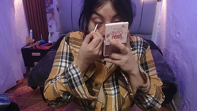 Snapshot of lehia_285 chatting on November 20, 1:22 pm lehia 285 online show from November 20, 1:22 pm