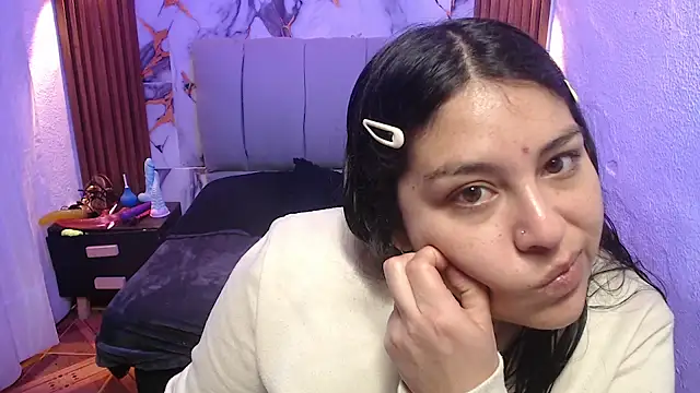 Snapshot of lehia_285 chatting on November 21, 1:21 pm lehia 285 online show from November 21, 1:21 pm