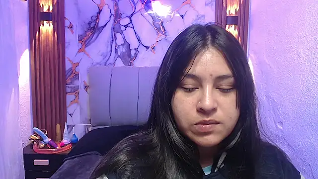 Snapshot of lehia_285 chatting on November 24, 1:22 pm lehia 285 online show from November 24, 1:22 pm