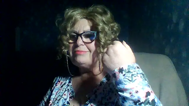 Snapshot of Milaniya606 chatting on November 16, 5:07 pm Milaniya606 online show from November 16, 5:07 pm