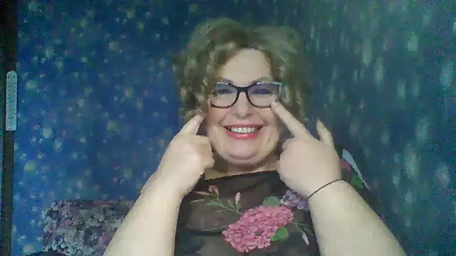 Snapshot of Milaniya606 chatting on December 3, 10:24 am Milaniya606 online show from December 3, 10:24 am