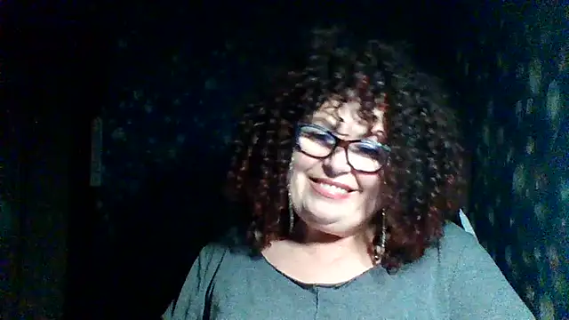 Snapshot of Milaniya606 chatting on December 15, 8:35 pm Milaniya606 online show from December 15, 8:35 pm